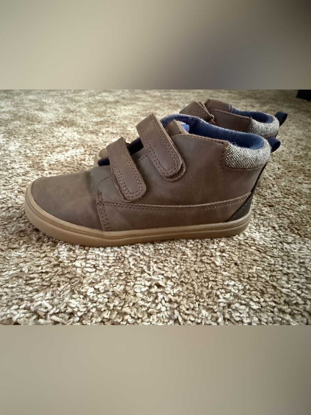 Cat & Jack kids boys Brown Velcro Casual Sneakers, size 12, like new